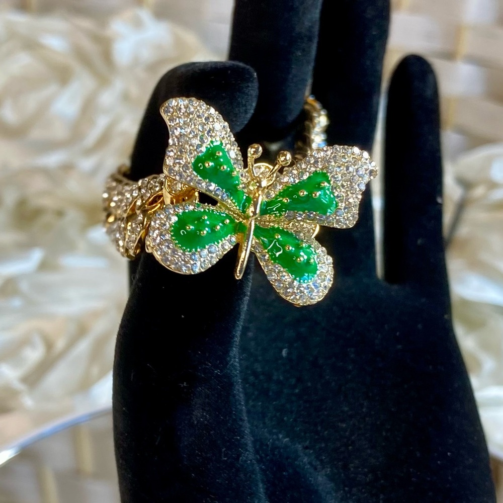 NWT Austrian Crystal, Enameled Butterfly Spinner Bracelet in Goldtone (8.00 In)